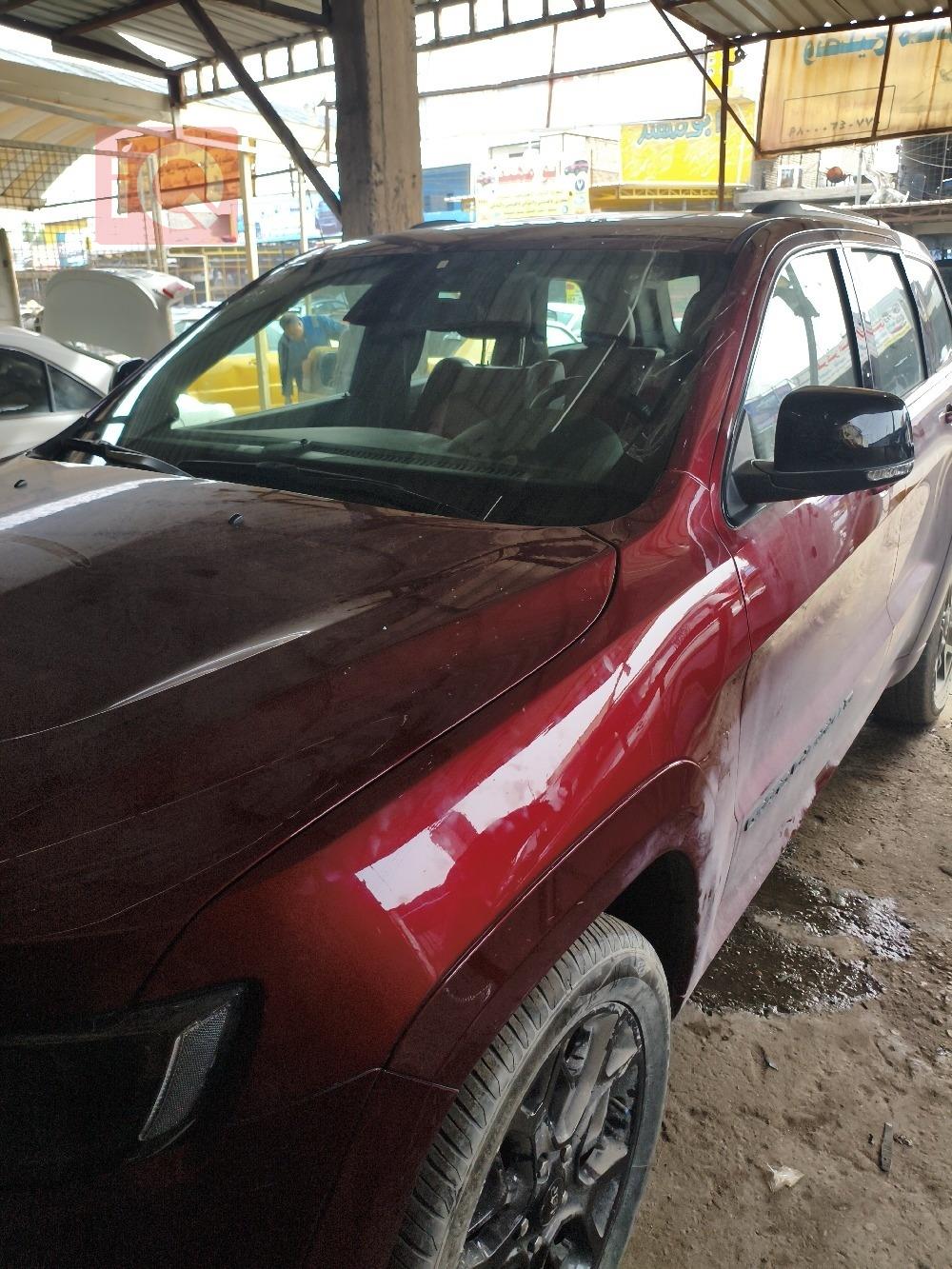 جيب جراند شيروكي